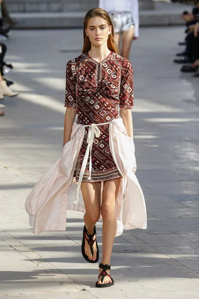 Isabel Marant gösteri 