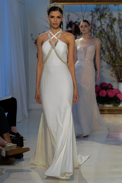 Anne Barge Bridal Show — Stock Photo, Image