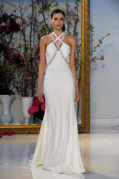 Anne Barge Bridal Show – stockfoto