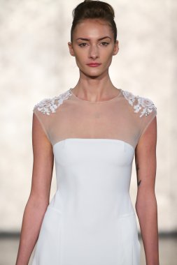 Inbal Dror gelin pist Show