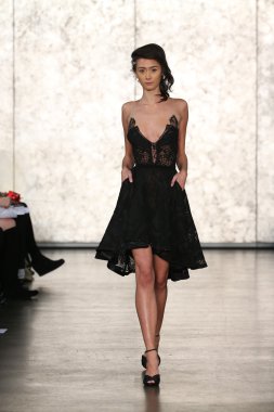 Inbal Dror gelin pist Show 