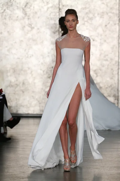 Inbal Dror Bridal Runway Show — Stock Photo, Image