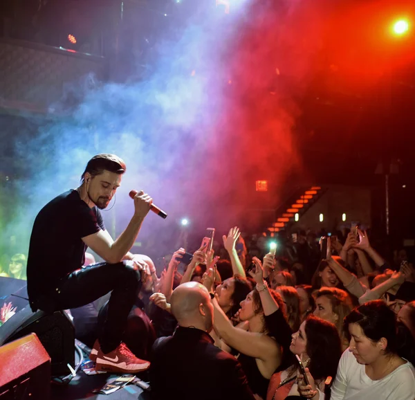 Rus şarkıcı Dima Bilan