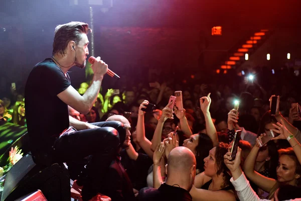 Rus şarkıcı Dima Bilan