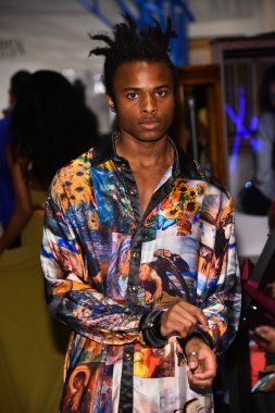 Popimpresska İlkbahar / Yaz Pist Göster