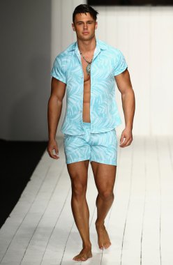 Miami Swim Haftası için Koco Blaq defile
