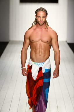 CA-Rio-Ca defile Miami hafta yüzmek için