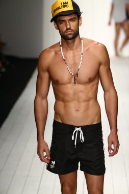 CA-Rio-Ca defile Miami hafta yüzmek için