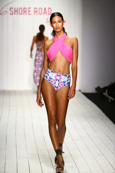 Shore Road desfile de moda para Miami Swim Week — Fotografia de Stock