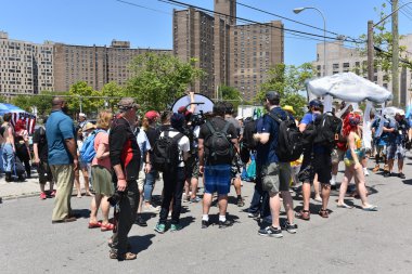 34 Yıllık Denizkızı Geçit Coney Adası'nda