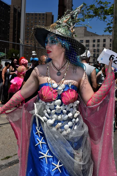 34th Annual Mermaid Parade at Coney Island — Stock Photo, Image