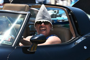 34 Yıllık Denizkızı Geçit Coney Adası'nda