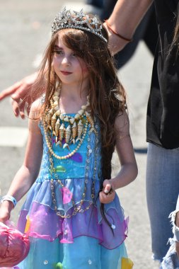 34 Yıllık Denizkızı Geçit Coney Adası'nda