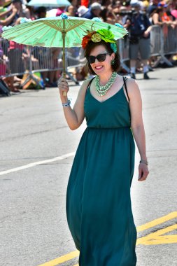 34 Yıllık Denizkızı Geçit Coney Adası'nda