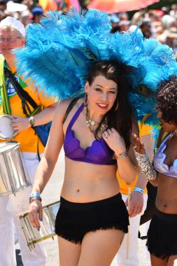 34 Yıllık Denizkızı Geçit Coney Adası'nda