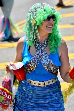 34 Yıllık Denizkızı Geçit Coney Adası'nda