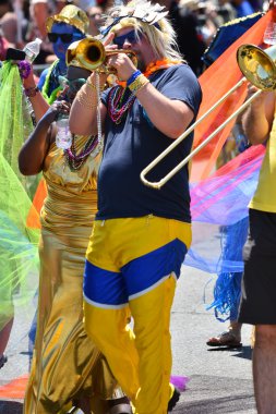 34 Yıllık Denizkızı Geçit Coney Adası'nda