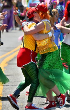 34 Yıllık Denizkızı Geçit Coney Adası'nda