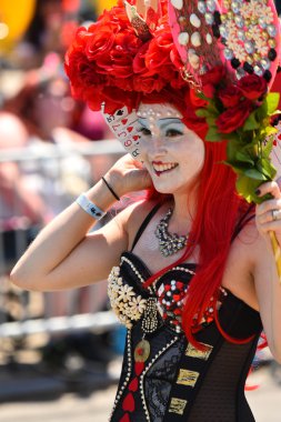 34 Yıllık Denizkızı Geçit Coney Adası'nda