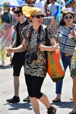 34 Yıllık Denizkızı Geçit Coney Adası'nda