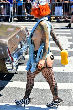 34 Yıllık Denizkızı Geçit Coney Adası'nda