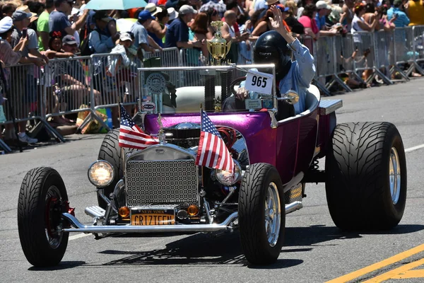 34e jaarlijkse zeemeermin parade op Coney Island — Stockfoto