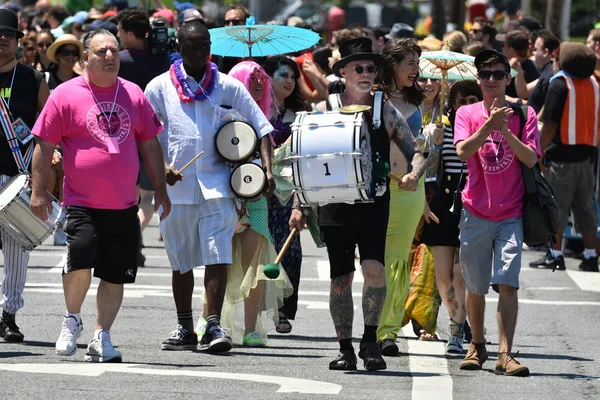 34e défilé annuel des sirènes à Coney Island — Photo