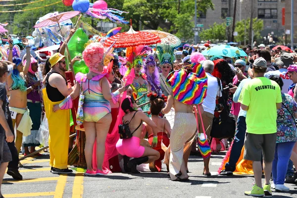 34e défilé annuel des sirènes à Coney Island — Photo