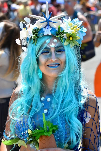 34 Yıllık Denizkızı Geçit Coney Adası'nda