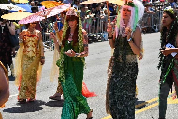 34th Desfile anual de sereia em Coney Island — Fotografia de Stock