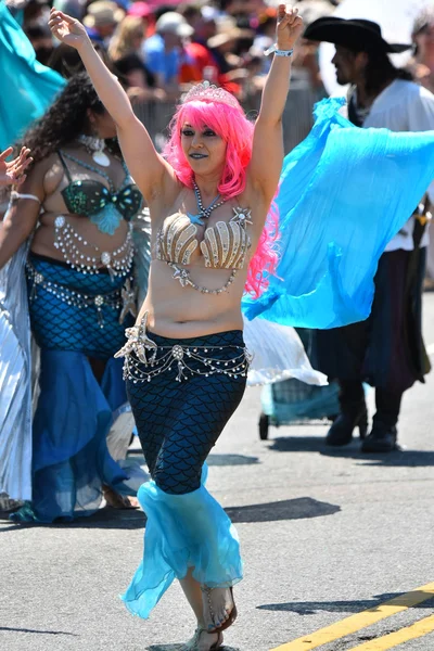 34th Desfile anual de sereia em Coney Island — Fotografia de Stock