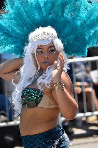34th Annual Mermaid Parade at Coney Island — Stock Photo, Image
