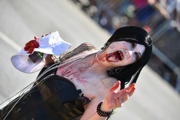 34. roční přehlídka mořské panny na Coney Islandu — Stock fotografie