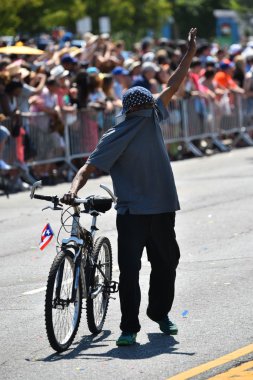 34 Yıllık Denizkızı Geçit Coney Adası'nda