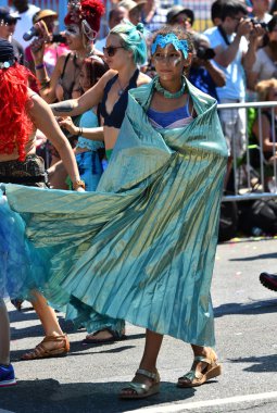 34 Yıllık Denizkızı Geçit Coney Adası'nda