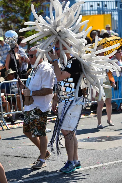 34e défilé annuel des sirènes à Coney Island — Photo