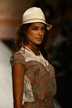 Miami Swim Haftası için W otelde Maaji Mayo defile