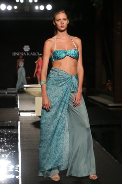  Sinesia Karol moda sunumu 