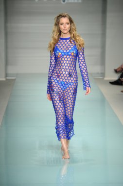 Luli Fama bahar yaz 2017 pist göster 