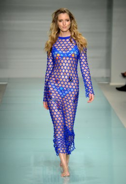 Luli Fama bahar yaz 2017 pist göster