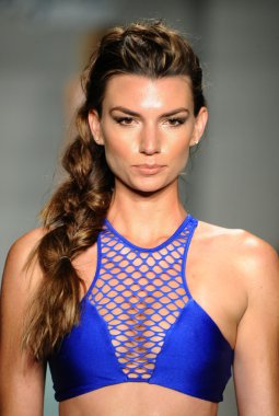  Luli Fama bahar yaz 2017 pist göster