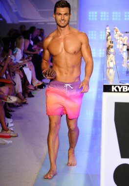 Keboe İlkbahar Yaz 2017 Pist aksesuar gösterisi