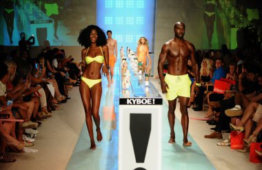 Keboe İlkbahar Yaz 2017 Pist aksesuar gösterisi