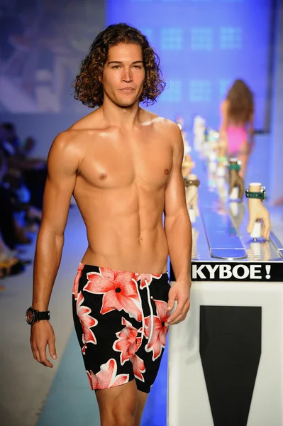 Keboe İlkbahar Yaz 2017 Pist 