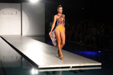 Keva J bahar yaz 2017 pist göster