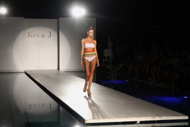 Keva J bahar yaz 2017 pist göster