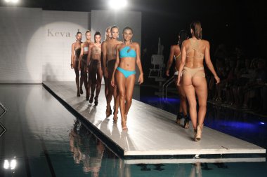 Keva J bahar yaz 2017 pist göster