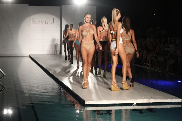 Keva J bahar yaz 2017 pist göster