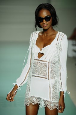  Aşk ve limon bahar yaz 2017 pist Show için 