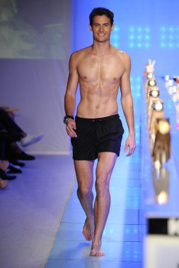 Kyboe aksesuar gösterisi